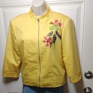 City Girl Size M Floral Embroidered Yellow Bomber Jacket
